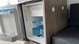 PEUGEOT EXPERT FOURGON EXPERT FOURGON Fgn tole standard 1.5 bluehdi 120 s&s bvm6 asphalt