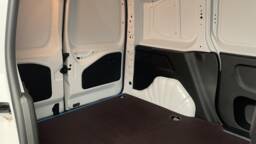 PEUGEOT PARTNER FOURGON Partner Fourgon M 650 KG BLUEHDI 130 S&S EAT8