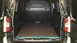 PEUGEOT PARTNER STANDARD LIGHT 650 KG PARTNER FOURGON M 650 KG BLUEHDI 130 S&S EAT8