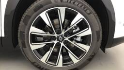 RENAULT AUSTRAL Austral E-Tech full hybrid 200 GSR2 Techno5 portes VP Essence Courant électrique042024 - 042025