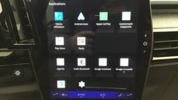 RENAULT AUSTRAL Austral E-Tech full hybrid 200 GSR2 Techno5 portes VP Essence Courant électrique042024 - 042025