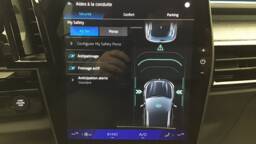 RENAULT AUSTRAL Austral E-Tech full hybrid 200 GSR2 Techno5 portes VP Essence Courant électrique042024 - 042025