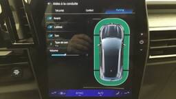 RENAULT AUSTRAL Austral E-Tech full hybrid 200 GSR2 Techno5 portes VP Essence Courant électrique042024 - 042025