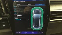 RENAULT AUSTRAL Austral E-Tech full hybrid 200 GSR2 Techno5 portes VP Essence Courant électrique042024 - 042025