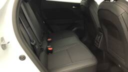 RENAULT CAPTUR 4 Captur E-Tech full hybrid 145 ch esprit Alpine5 portes VP Essence Courant électrique042024 - 052025