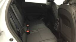 RENAULT CAPTUR 4 Captur E-Tech full hybrid 145 ch esprit Alpine5 portes VP Essence Courant électrique042024 - 052025