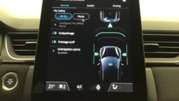 RENAULT CAPTUR 4 Captur E-Tech full hybrid 145 ch esprit Alpine5 portes VP Essence Courant électrique042024 - 052025