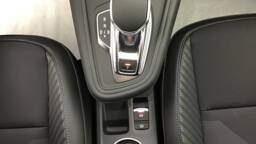 RENAULT CAPTUR 4 Captur E-Tech full hybrid 145 ch esprit Alpine5 portes VP Essence Courant électrique042024 - 052025