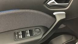 RENAULT CAPTUR 4 Captur TCe 90 ch Techno5 portes VP Essence sans plomb012025 - En cours