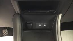 RENAULT CAPTUR 4 Captur TCe 90 ch Techno5 portes VP Essence sans plomb012025 - En cours