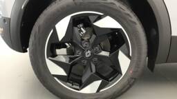 RENAULT CAPTUR 4 Captur TCe 90 ch Techno5 portes VP Essence sans plomb012025 - En cours