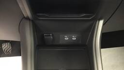 RENAULT CAPTUR 4 Captur TCe 90 ch Techno5 portes VP Essence sans plomb012025 - En cours