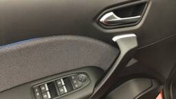 RENAULT CAPTUR 4 Captur TCe 90 ch Techno5 portes VP Essence sans plomb012025 - En cours