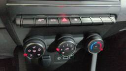 RENAULT CLIO 5 CLIO 5 BLUE DCI 100 CH GSR2 EVOLUTION SUREQUIPEE