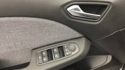 RENAULT CLIO Clio TCe 90 ch GSR2 Techno5 portes VP Essence sans plomb042024 - En cours