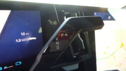 RENAULT ESPACE VI Espace E-Tech full hybrid 200 Iconic 7PL +Toit vitré + Hi-Fi Harman