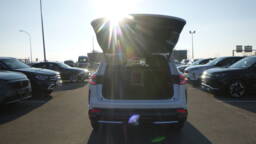 RENAULT ESPACE VI Espace E-Tech full hybrid 200 Iconic 7PL +Toit vitré + Hi-Fi Harman