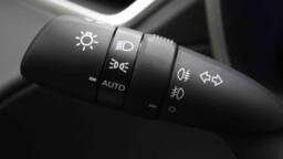 TOYOTA COROLLA PRO HYBRIDE Corolla Cross 1.8 Hybrid 140 E-CVT Lounge