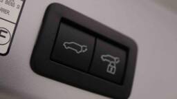 TOYOTA COROLLA PRO HYBRIDE Corolla Cross 1.8 Hybrid 140 E-CVT Lounge