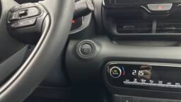 TOYOTA YARIS YARIS Hybride 116h Design e-CVT