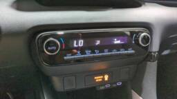 TOYOTA YARIS HYBRIDE YARIS HYBRIDE HYBRIDE 116H DYNAMIC + JANTES 15