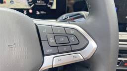 VOLKSWAGEN PASSAT PASSAT 1.5 ehybrid 272 dsg6 elegance