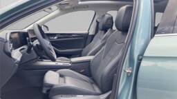 VOLKSWAGEN PASSAT PASSAT 1.5 ehybrid 272 dsg6 elegance