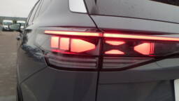 VOLKSWAGEN TAYRON Tayron eHybrid 272 DSG6 5PL R-Line +Toit pano +JA20"