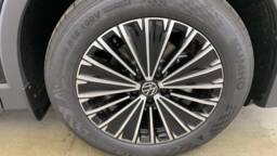 VOLKSWAGEN TIGUAN TIGUAN NOUVEAU 1.5 eTSI 150CV DSG7 LIFE PLUS