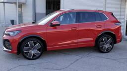 VOLKSWAGEN TIGUAN Tiguan TDI 150 DSG7 R-Line +Pack IQ.DRIVE Premium +Toit ouvrant panoramique +Jantes 20 "Leeds"