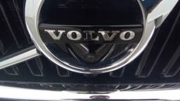 VOLVO XC60 BUSINESS XC60 T8 Recharge AWD 303 ch + 87 ch Geartronic 8 Executive +360 +Hayon électrique